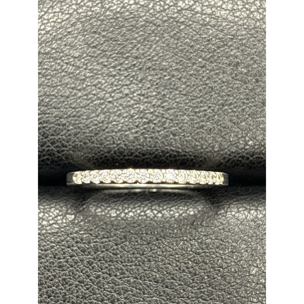 EUC Sterling Silver Cubic Zirconia 14 Stone Band Ring Size 6.25 H4